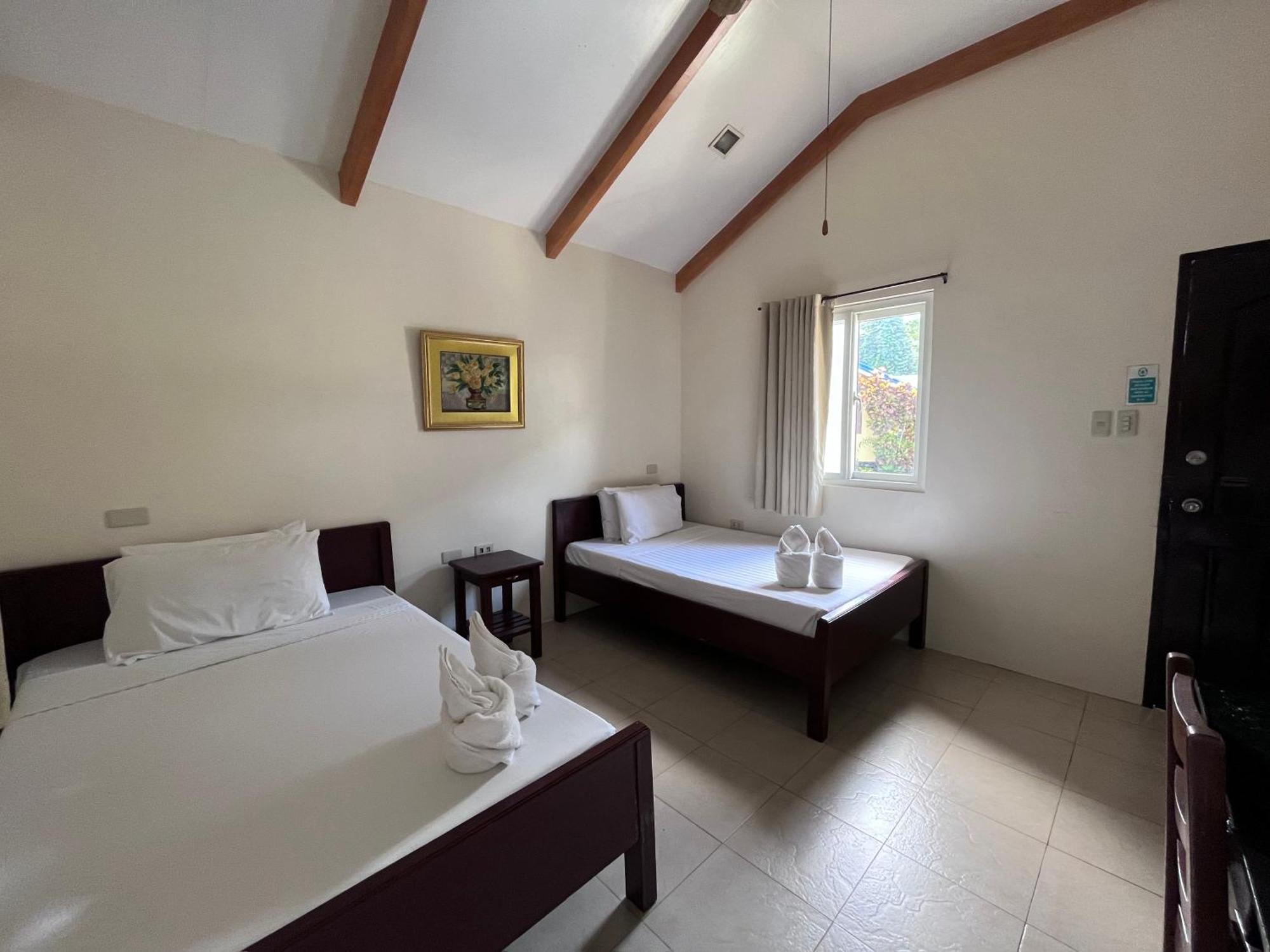 Blue Lagoon & Resort 3*